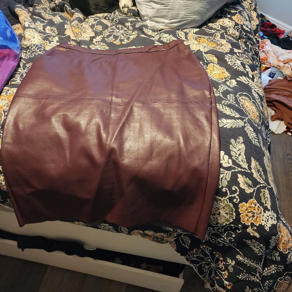 Vegan leather purple pencil skirt